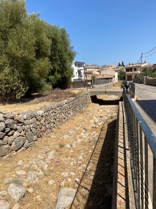 Continua avançant la tramitació del Projecte de Retirada de la canonada d'aigües residuals del Torrent de Sa Mosquera de Caimari