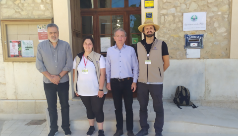 Portada Primera reunió amb els informadors que donaràn a conéixer el nou calendari de recollida de fems