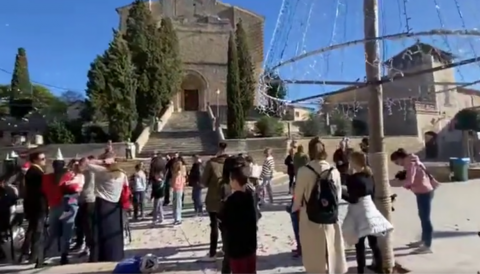 Portada Campanades de les 12:00