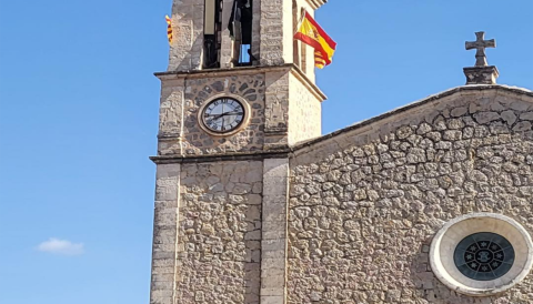Portada Posada de banderes al campanar de lesglésia - Caimari