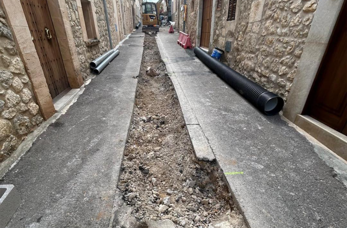 Portada Intervenció a la xarxa d'aigües del carrer Son Morro